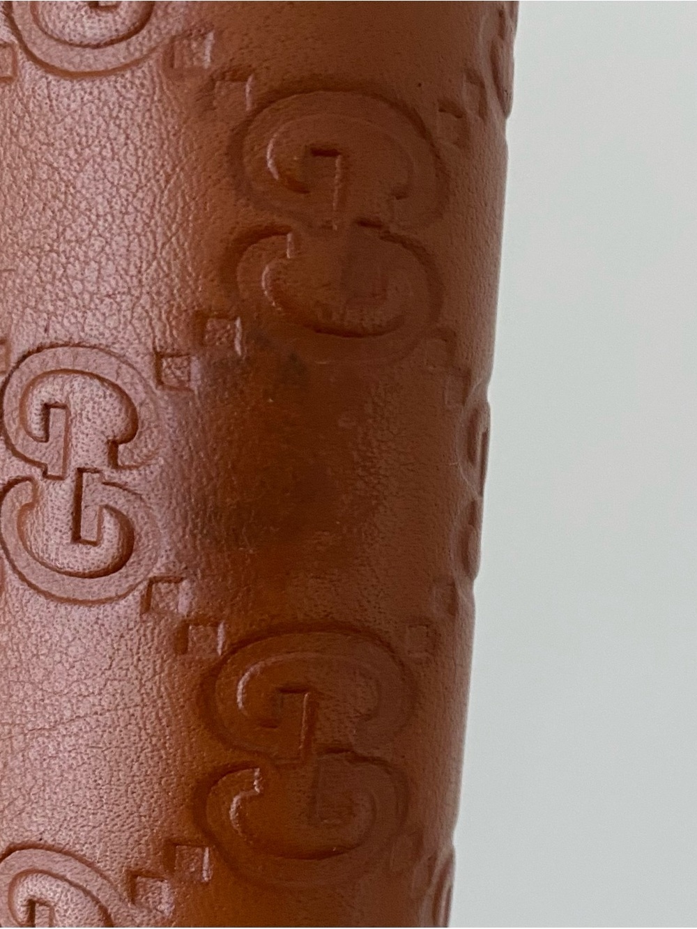 Gucci Guccissima GG monogram Tan Brown Embossed Leather Bi-fold Compact Wallet - Picture 16 of 16